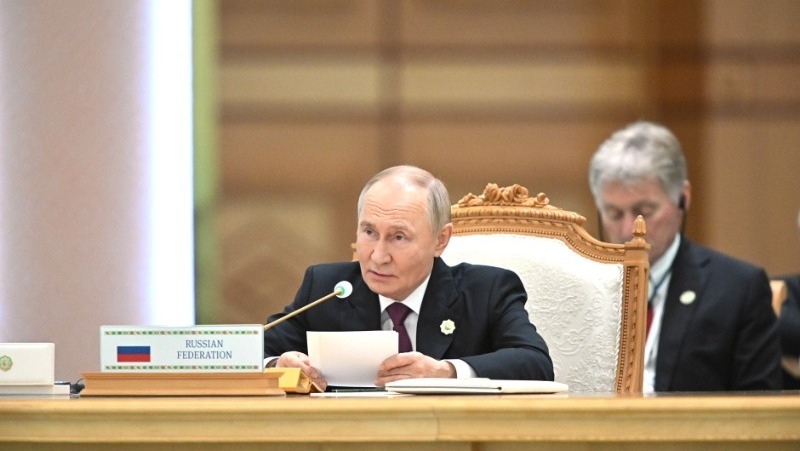 Путин отметил вклад Астраханской области в российско-туркменские отношения