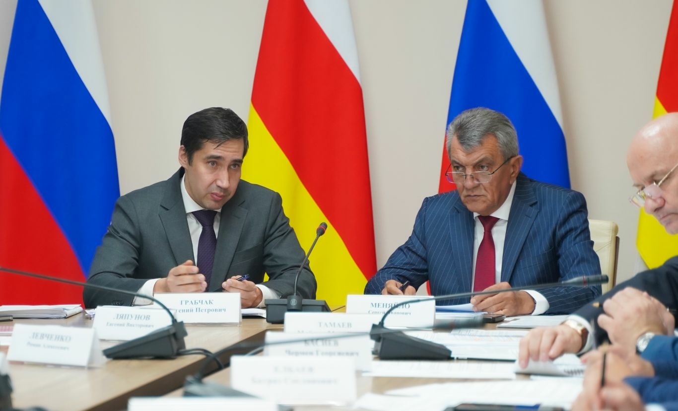 Глава РСО – Алания и замминистра энергетики РФ обсудили развитие ТЭК