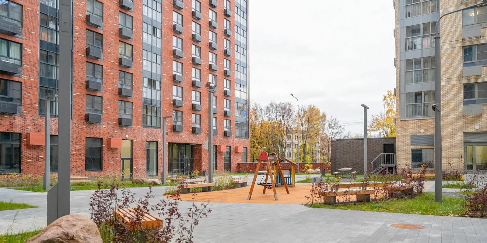 С начала года в Москве передали под заселение 44 жилых комплекса