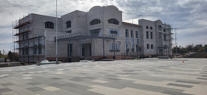 Центр культуры в Михайловке достраивается