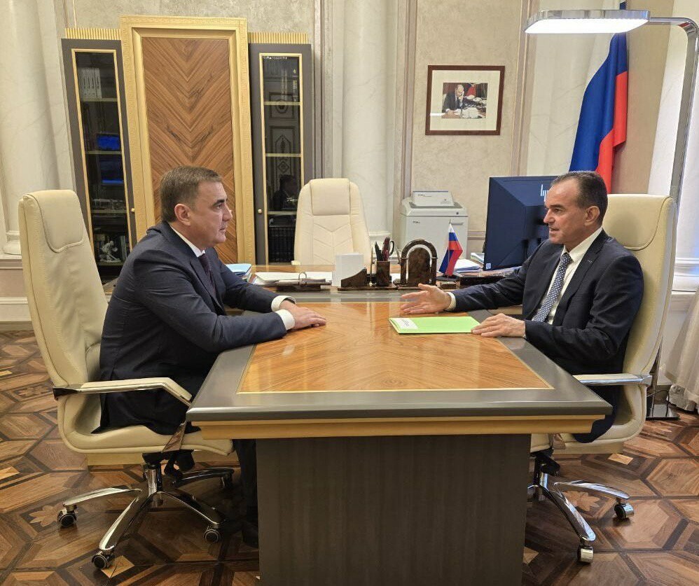 Алексей Дюмин и Вениамин Кондратьев обсудили реализацию нацпроектов в Краснодарском крае