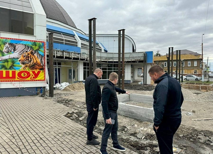 Астраханский цирк открыли для зрителей после потопа