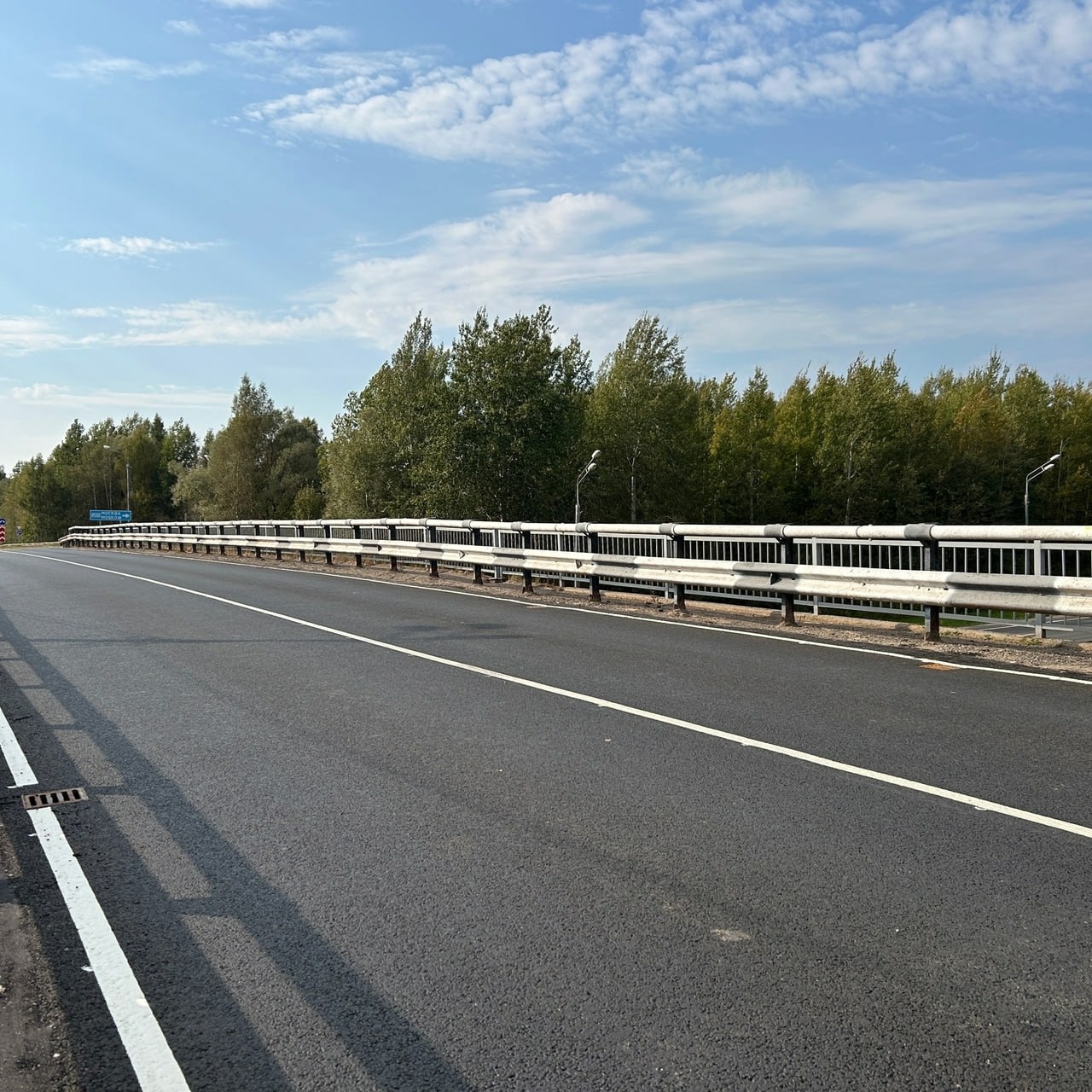 На пяти мостах в Новгородской области обновили дорожное покрытие