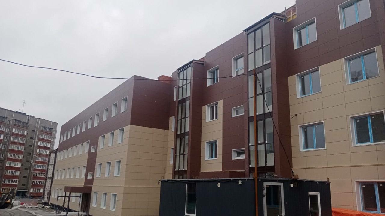 В Мурманске строят дома для специалистов и переселенцев из аварийного жилья