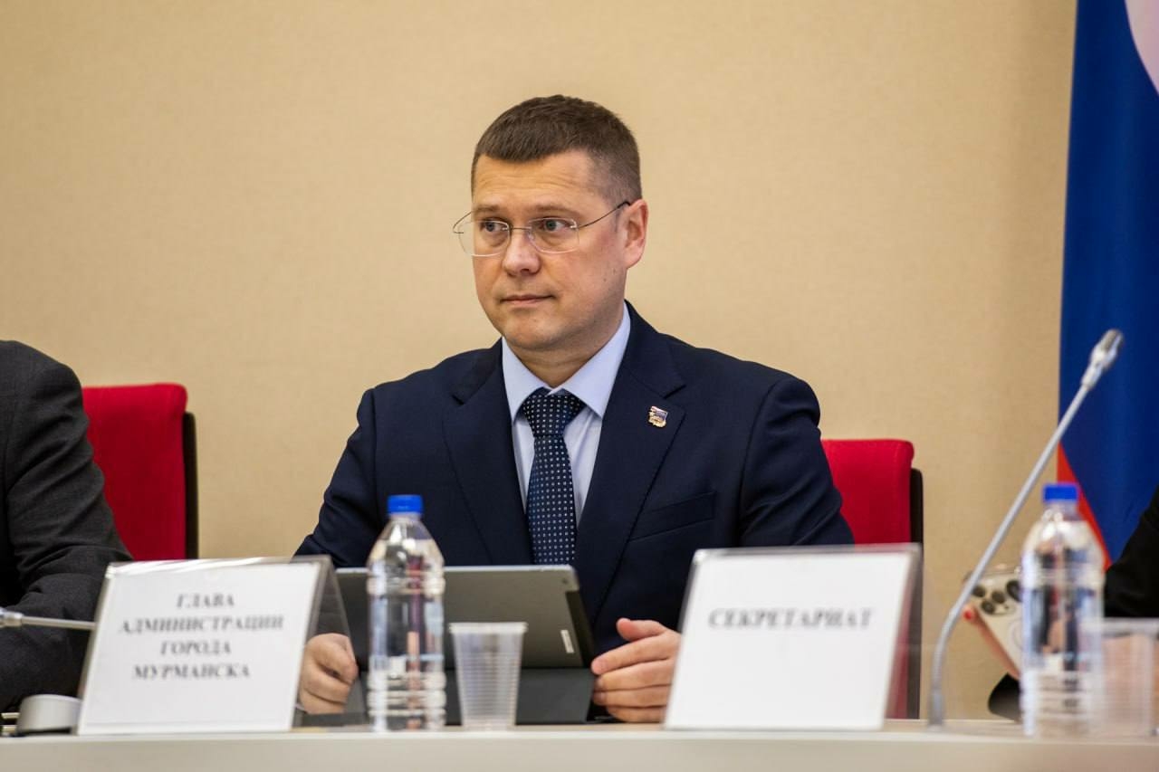Глава города Мурманска Юрий Сердечкин сообщил о переходе на другое место службы