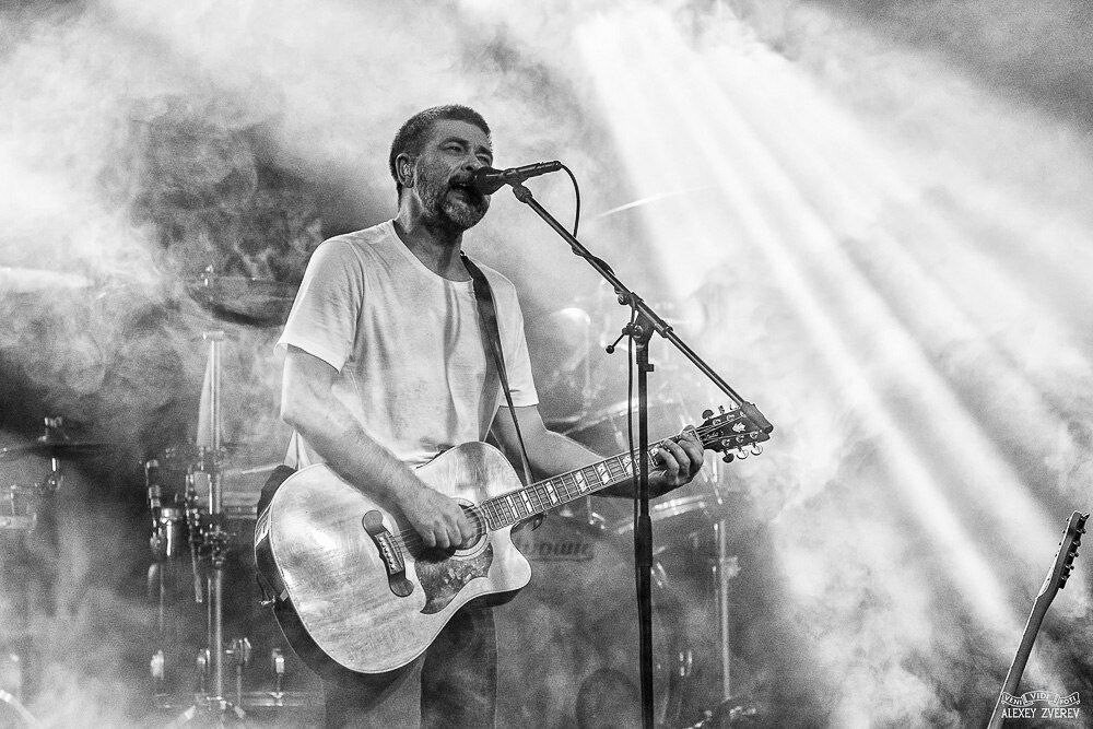 Уехавший из России музыкант Александр Васильев продает жилье на родине