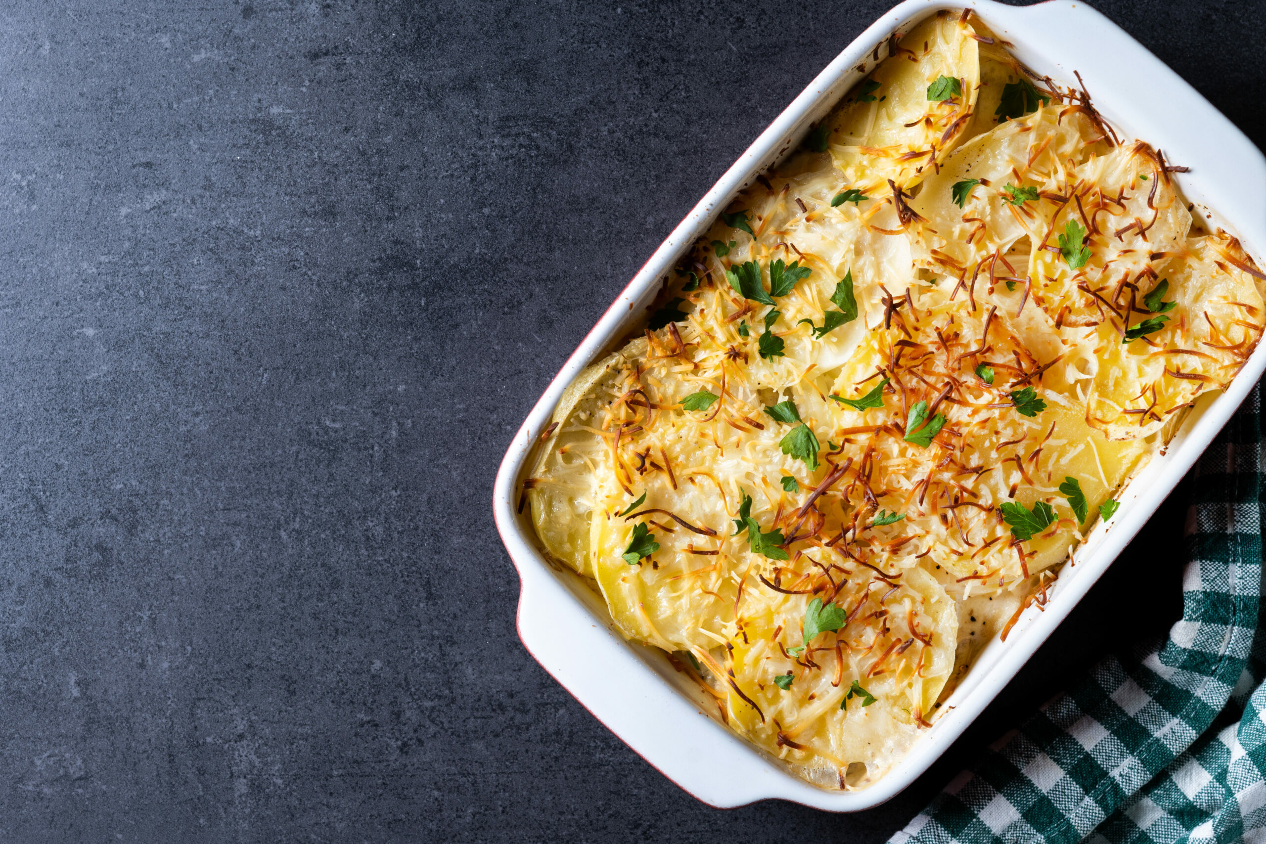 Пальчики оближешь: хозяйкам раскрыли простой рецепт капустно-мясной запеканки