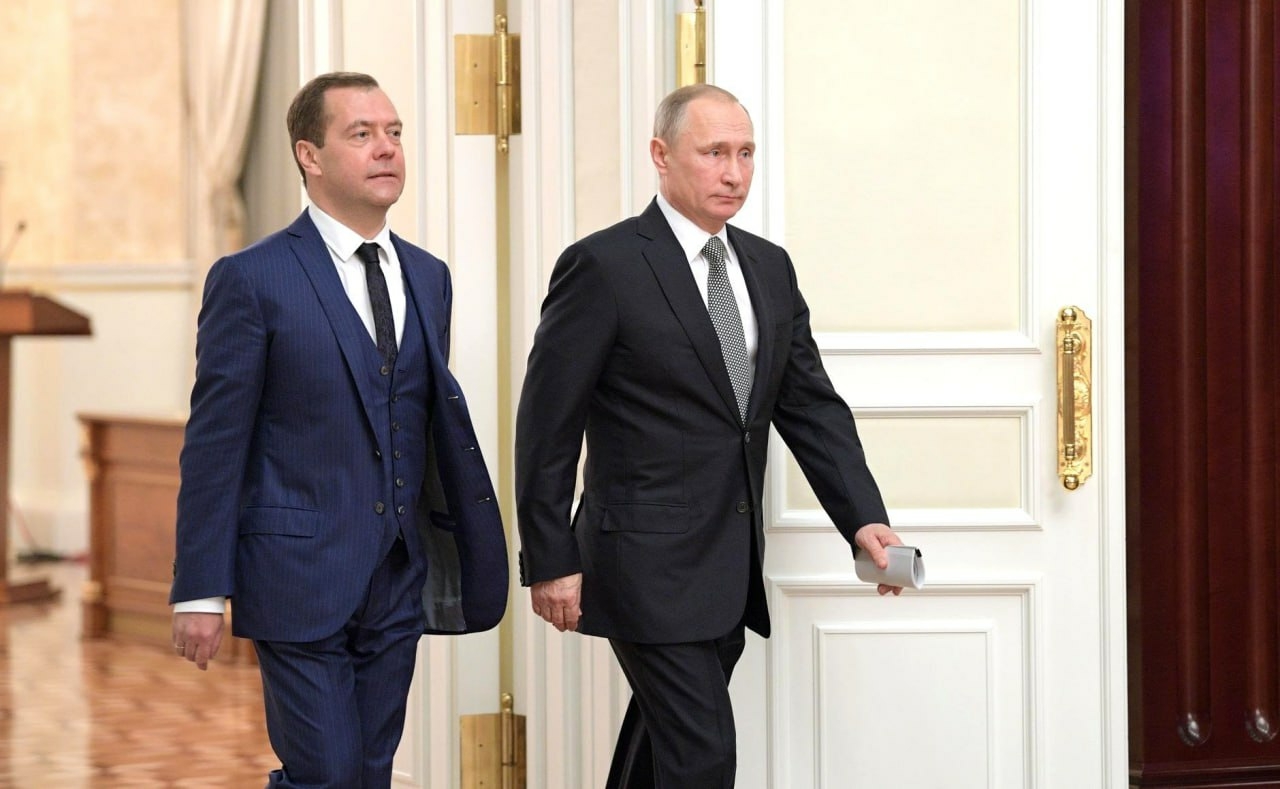 BM: Путин себе такого не позволяет — Медведев возмутил Берлин сочным комментарием про ФРГ