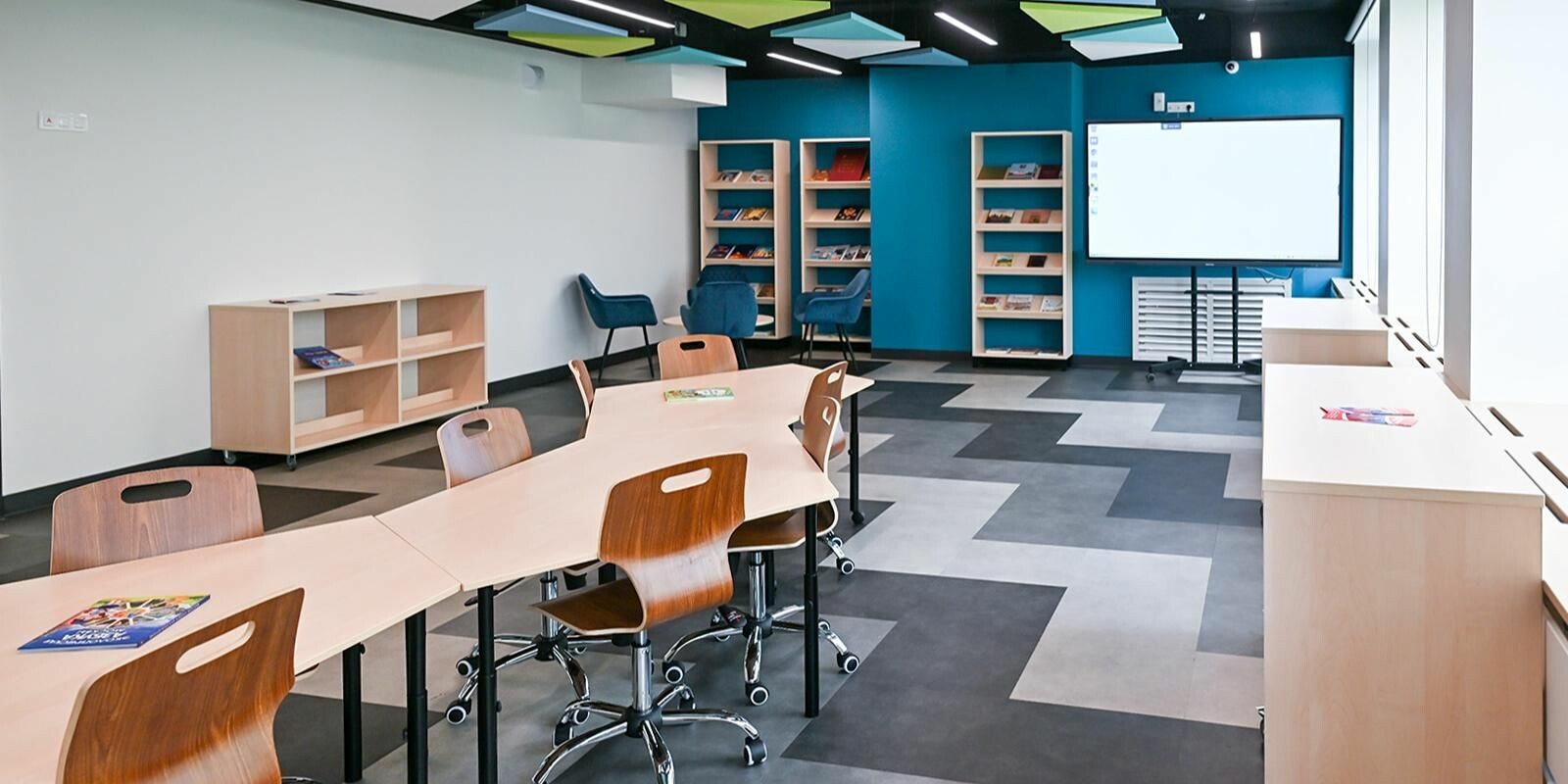 Детсады и школы построят в бывшей промзоне «Калошино»