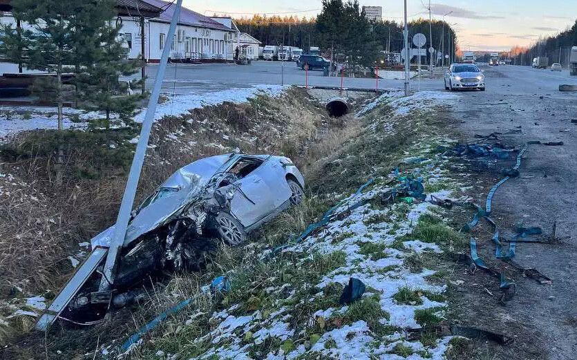 Смертельная авария под Тюменью привела к перекрытию трассы Р-404