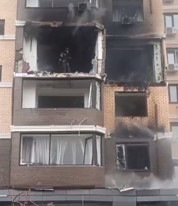 В Пятигорске после взрыва газа объявлен режим ЧС