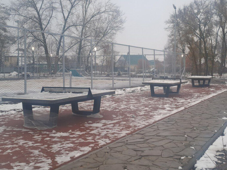 В Курске благоустраивают сквер на углу улиц Союзной и Куйбышева