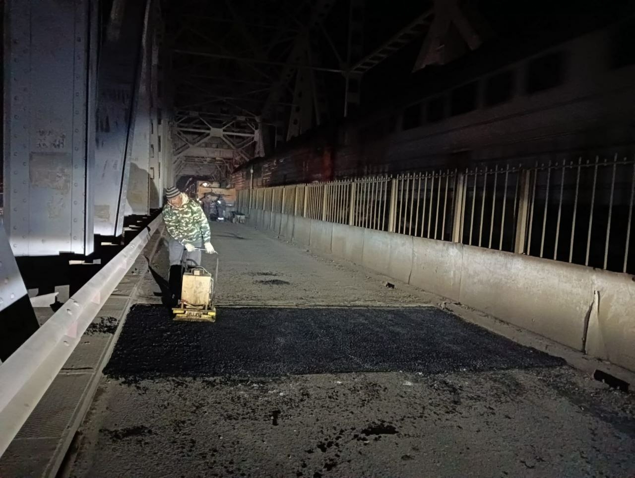 Ямочный ремонт проведут на трех мостах Астрахани