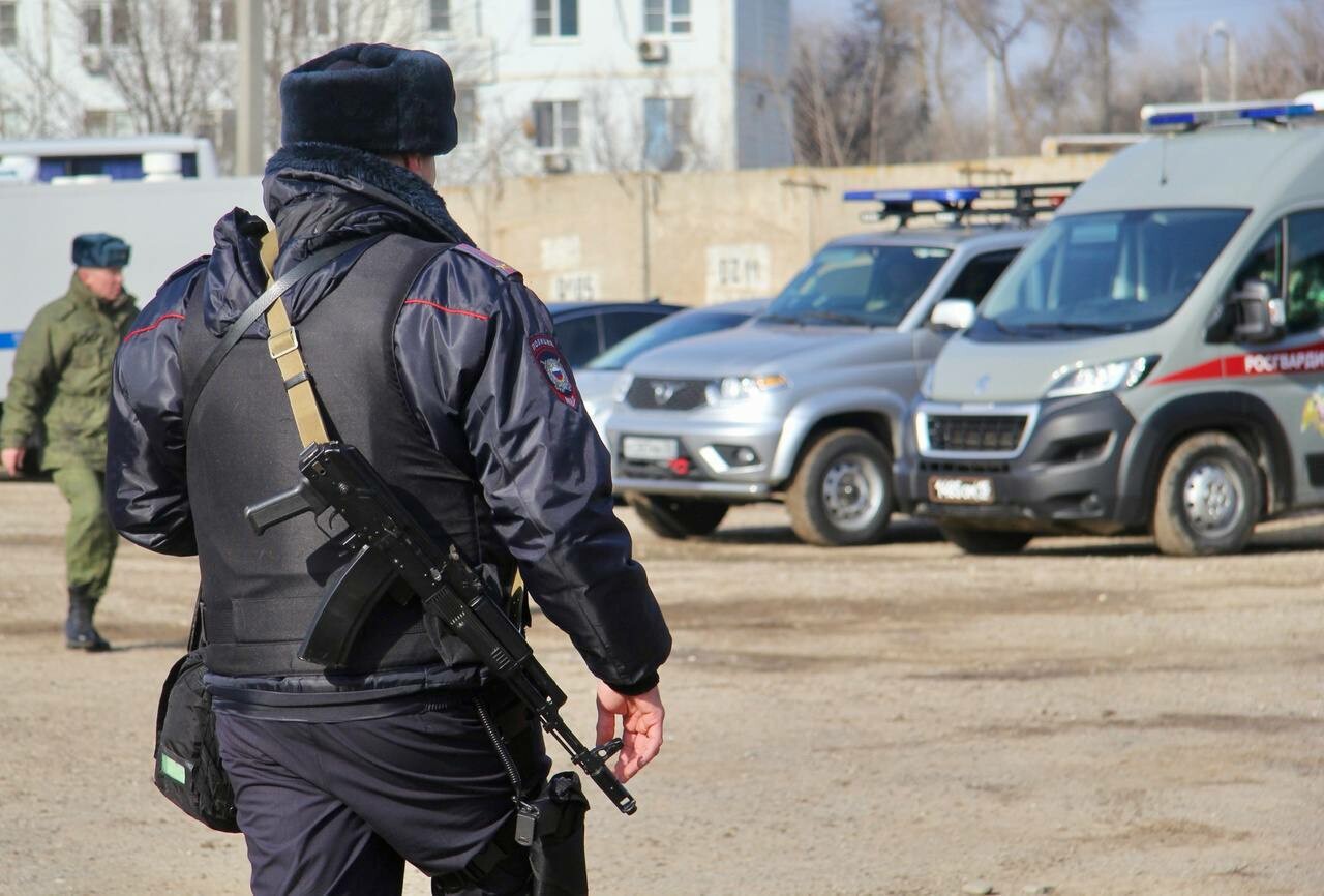 Игорь Бабушкин поздравил с праздником сотрудников и ветеранов органов внутренних дел  