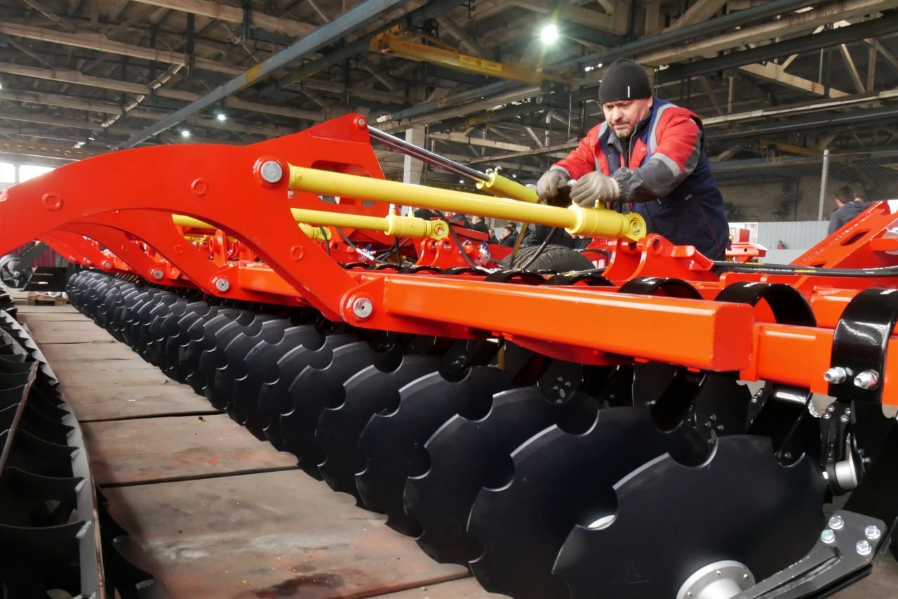 К весенне-полевым работам на Кубани привлекут 22 тысячи сельскохозяйственных машин