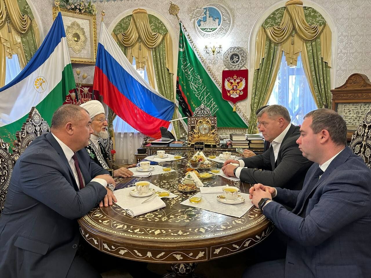 Игорь Бабушкин встретился с Верховным муфтием России в Уфе