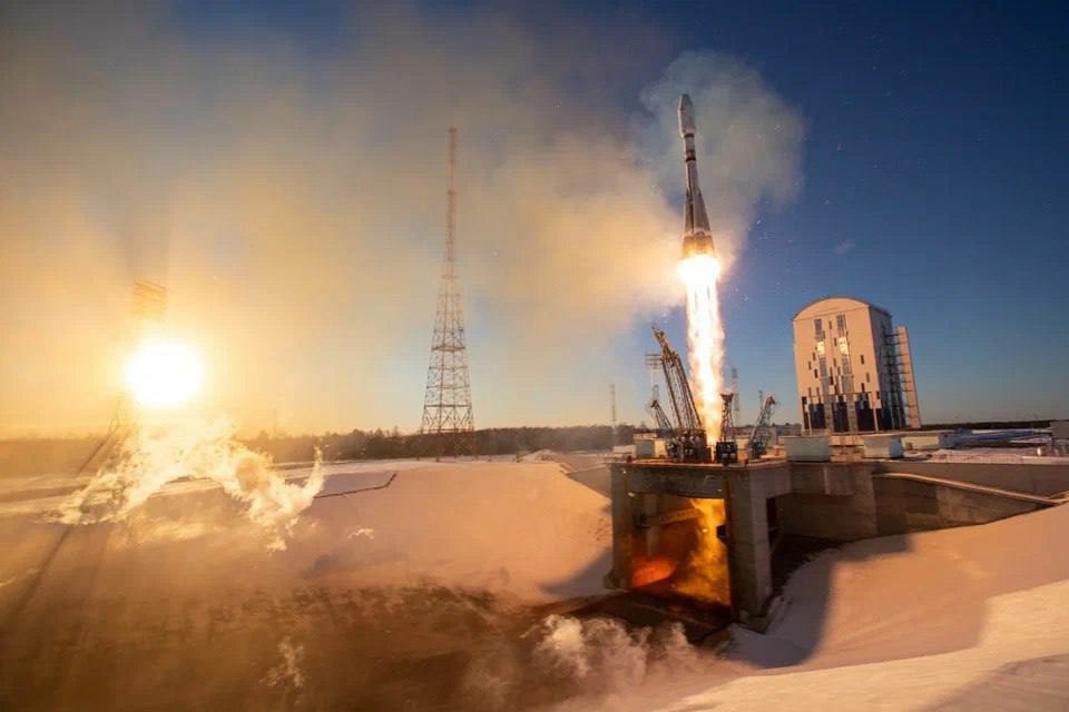 На орбиту Земли вывели спутники для слежения за движением кораблей