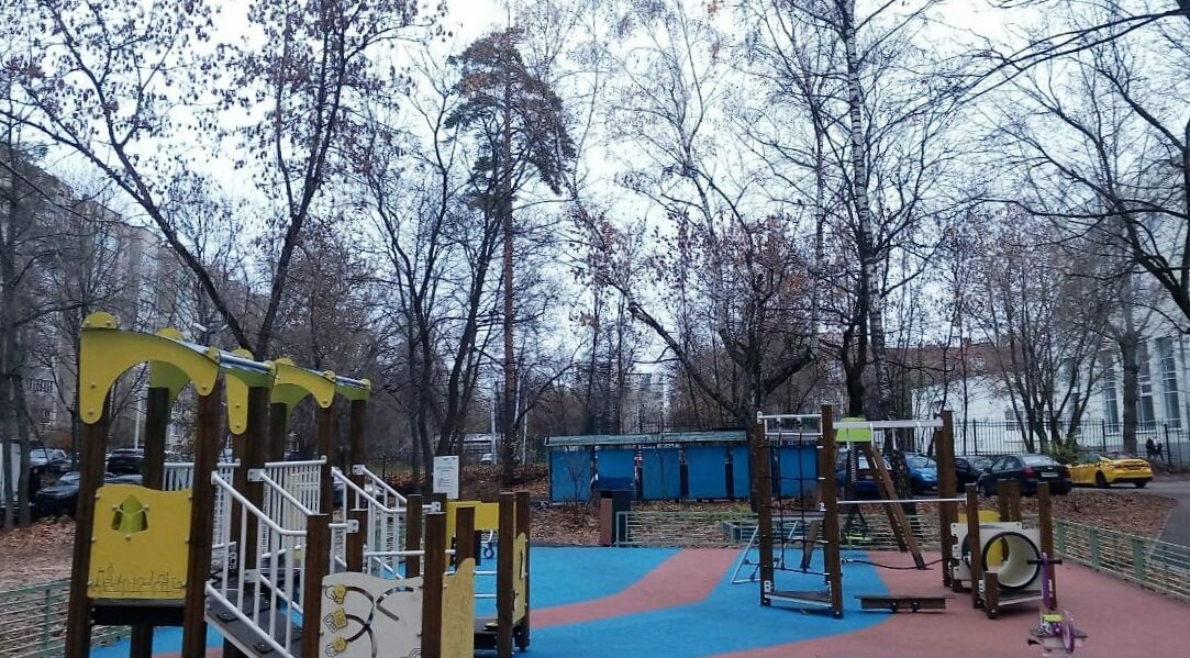 В Городском округе Пушкинский обновили площадку по улице Горького