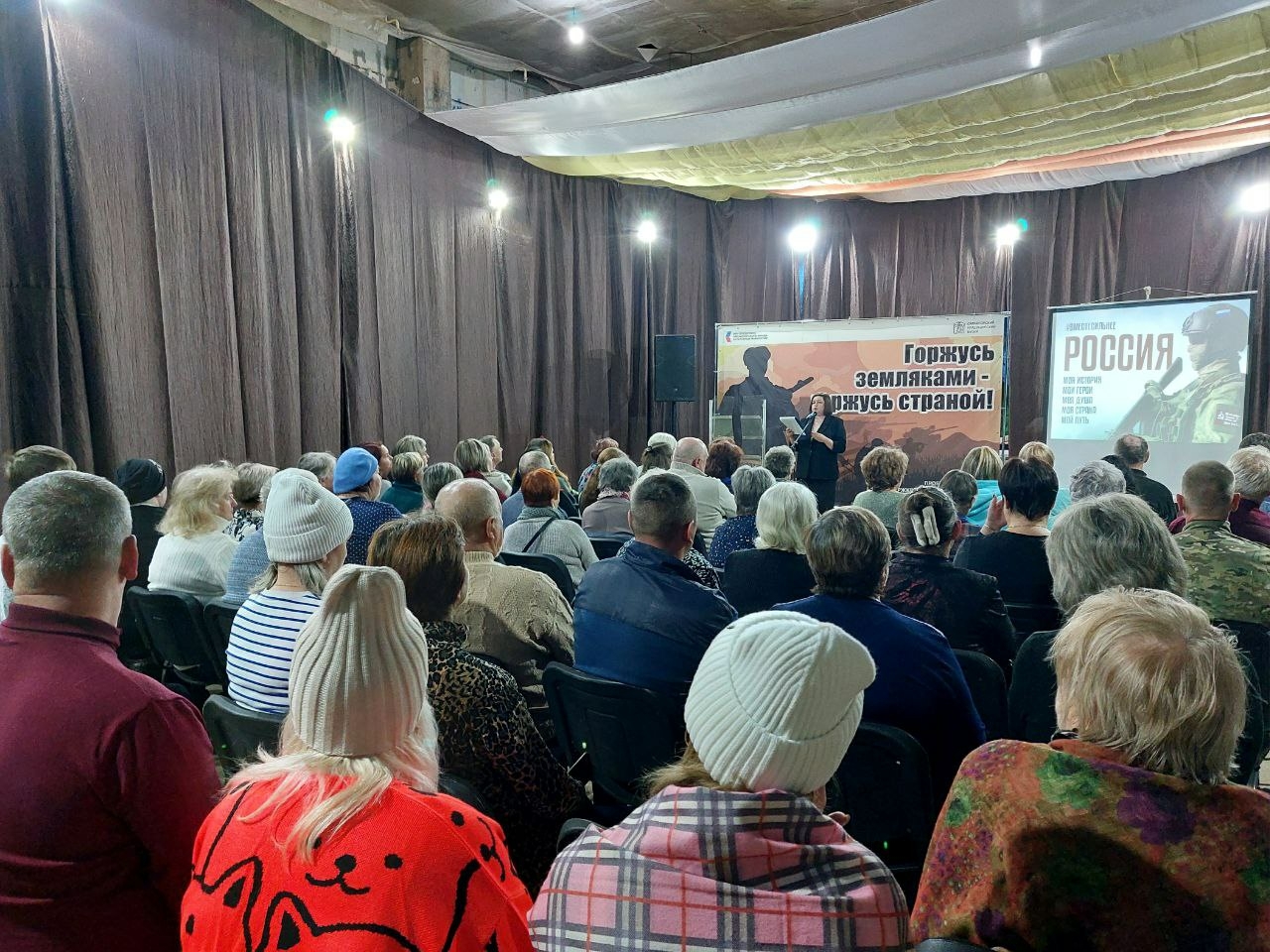 Молодняков принял участие в памятных мероприятиях в Саяногорске