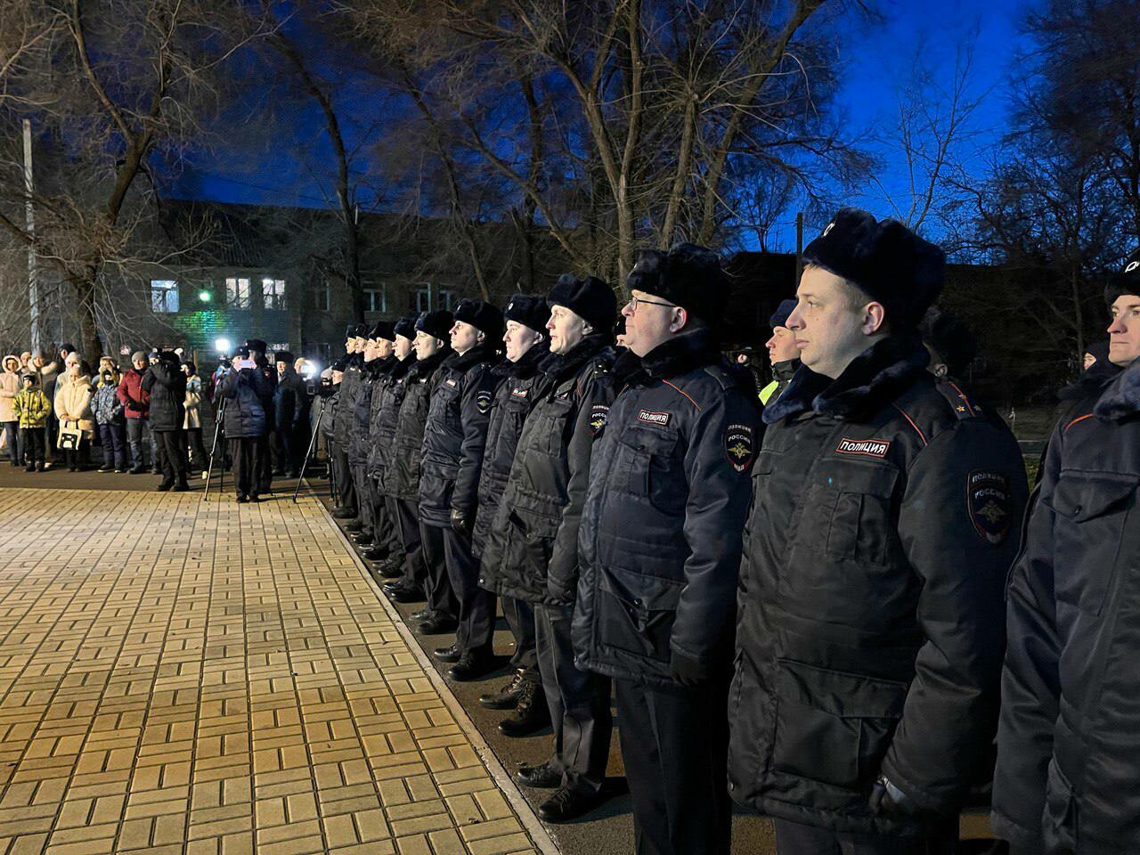 Сокол проводил сводный отряд полиции МВД по Хакасии в служебную командировку