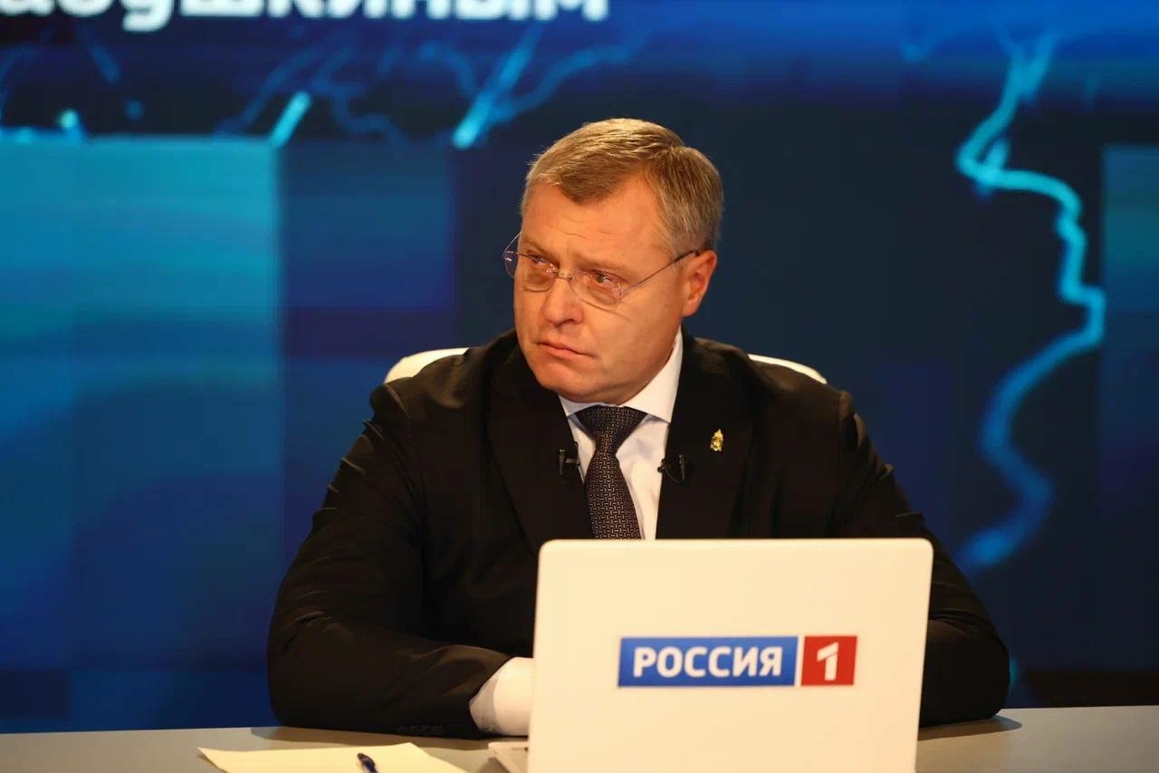 Астраханский губернатор рассказал о реконструкции набережной Волги