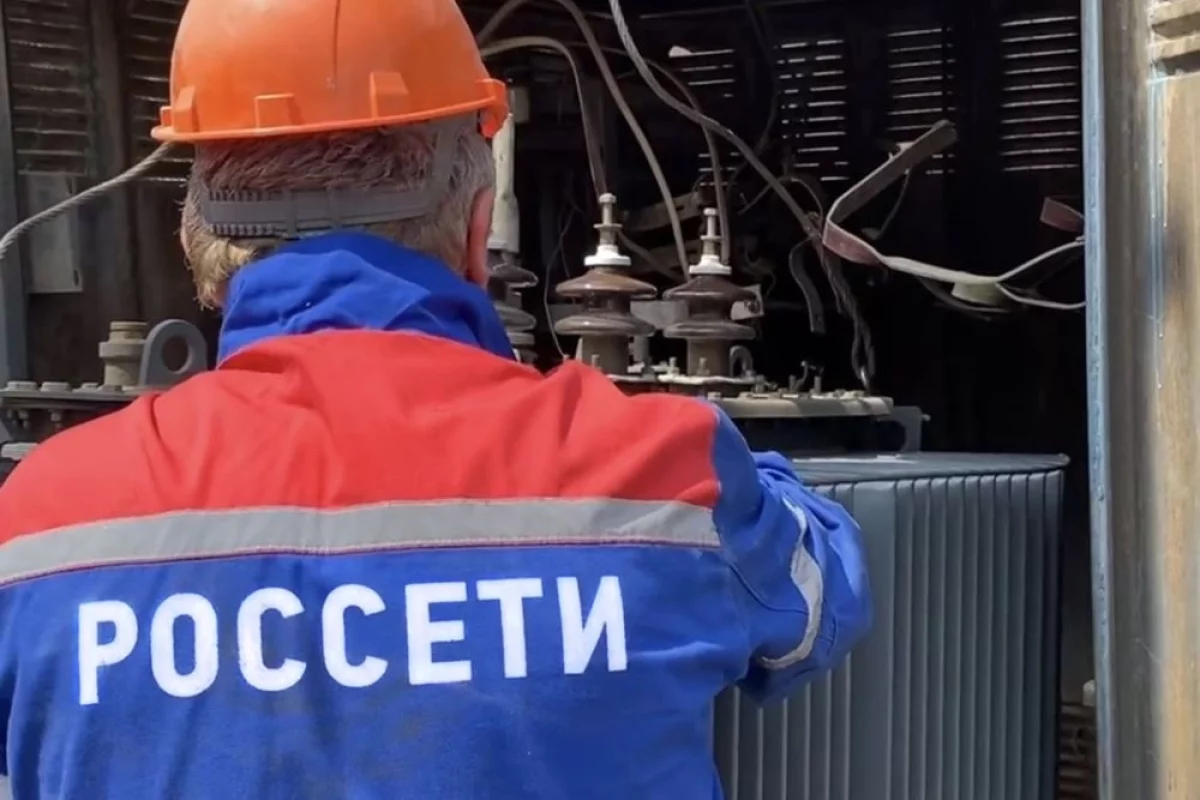 К электрическим сетям в Астраханской области подключили 800 абонентов