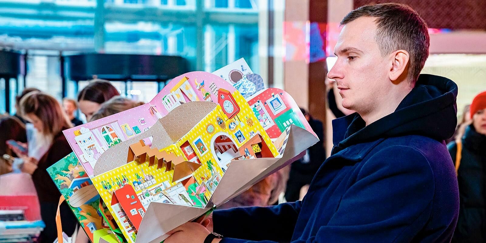 С 25 декабря в Москве начнут работать рождественские ярмарки «Креативный маркет»