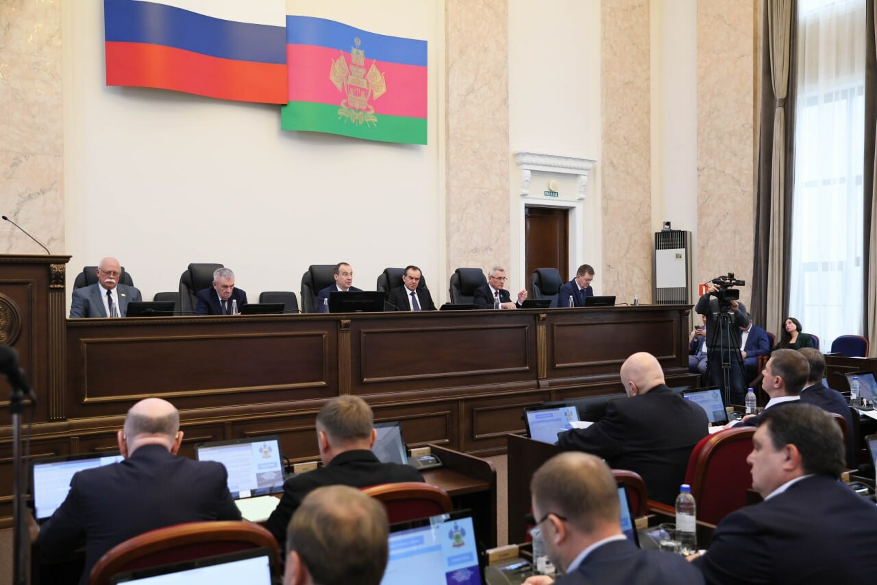 Воспитатели в Краснодарском крае будут получать доплату в размере 5 тысяч рублей