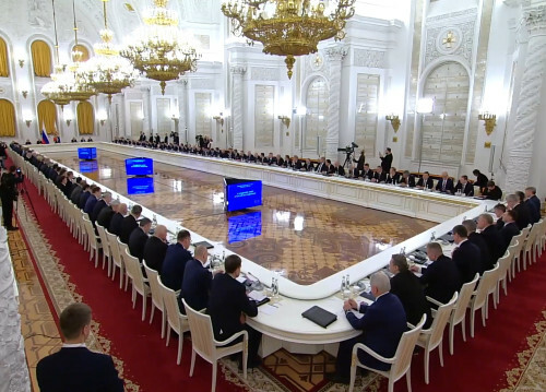 В ближайшие три года на поддержку многодетных в Ростовской области дополнительно выделят 2 млрд рублей