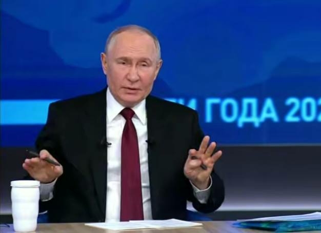 Президент РФ рассказал о причинах замедления YouTube