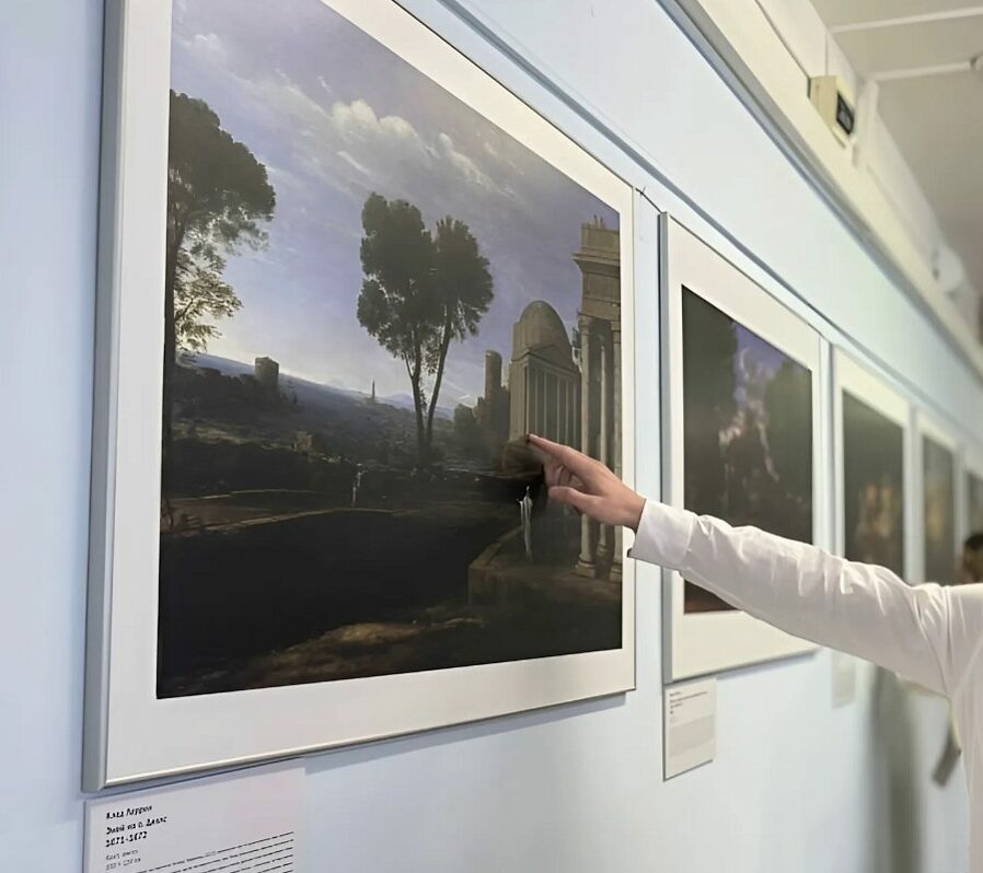 На Ямале стартовал образовательный проект «Искусство детям» для школьников