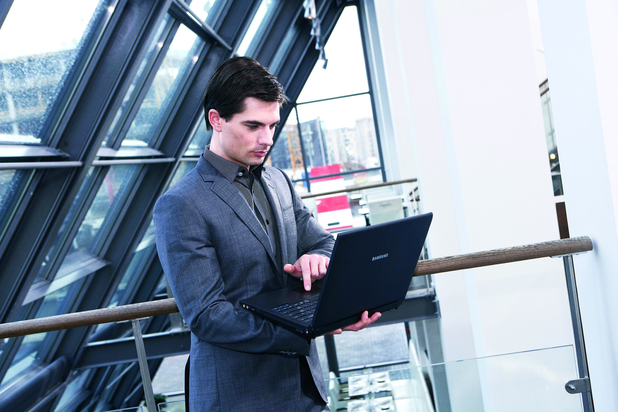 Курские IT-специалисты смогут подать заявление на отсрочку от армии через госуслуги