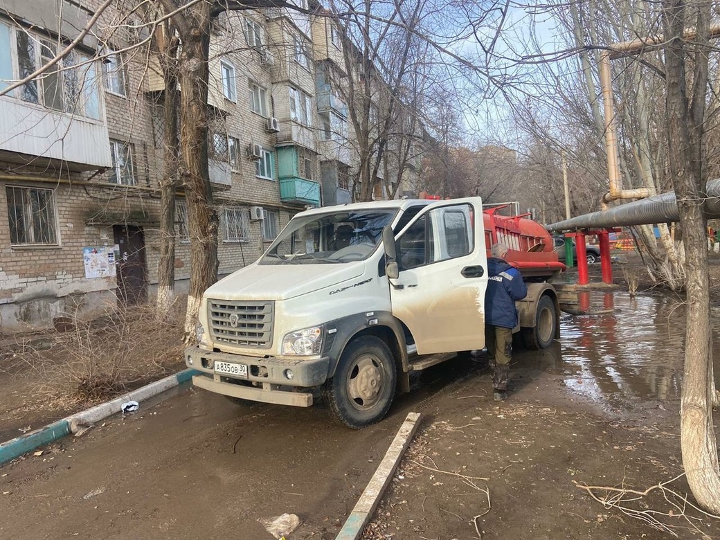 Коммунальные предприятия Астрахани работают в усиленном режиме