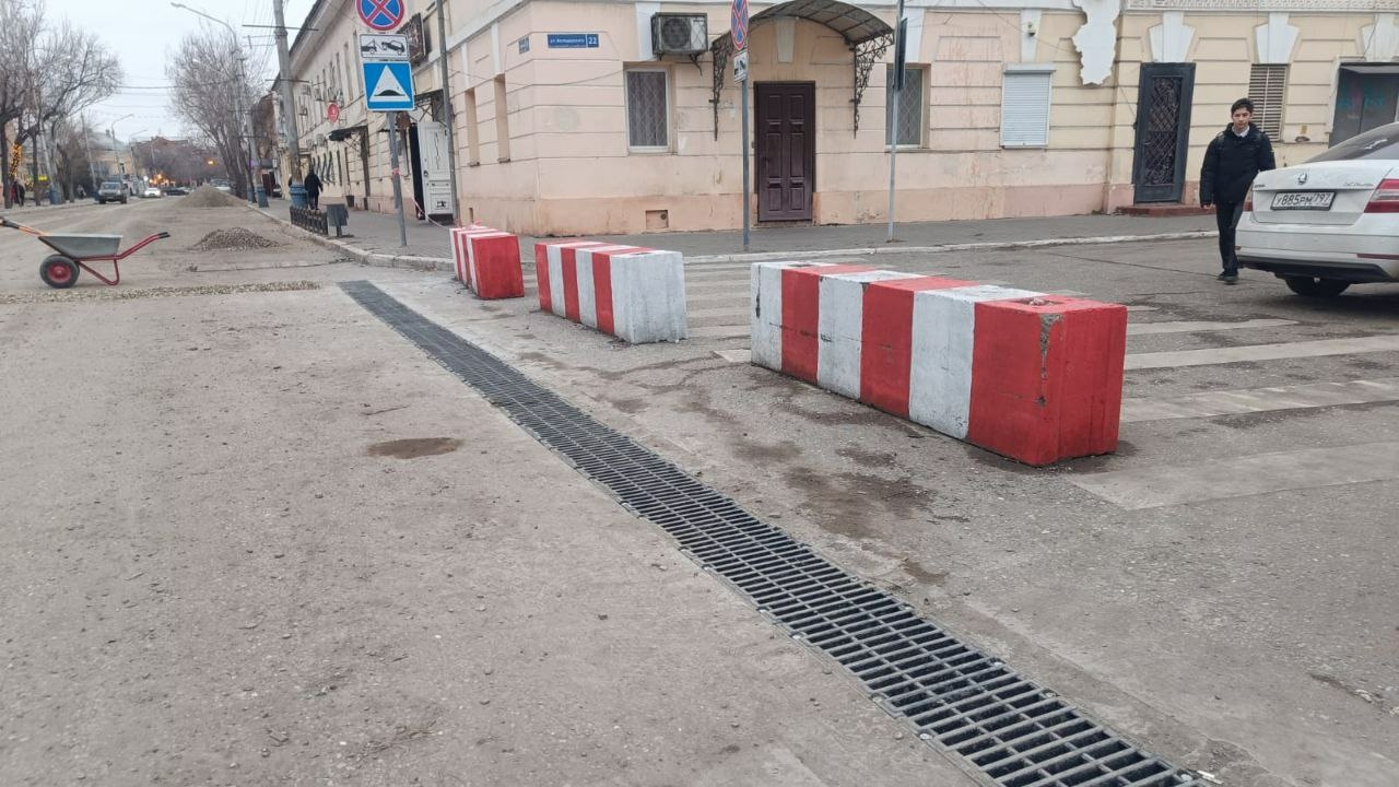 В Астрахани приступили ко второму этапу реконструкции ливневой канализации