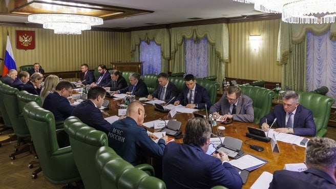 На Кубани завершили строительство временной дороги к корме танкера «Волгонефть 239»