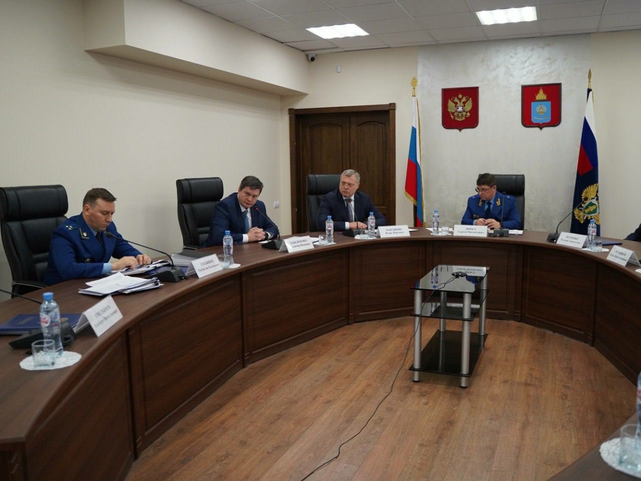 Свыше 30 тысяч правонарушений пресекла прокуратура в Астраханской области за год