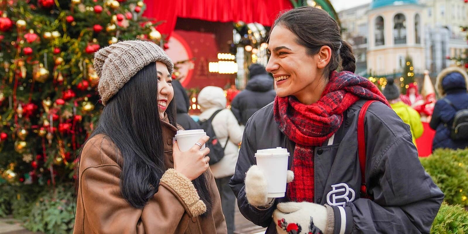 Почти 137 млрд рублей принесли туристы в экономику Москвы за новогодние праздники