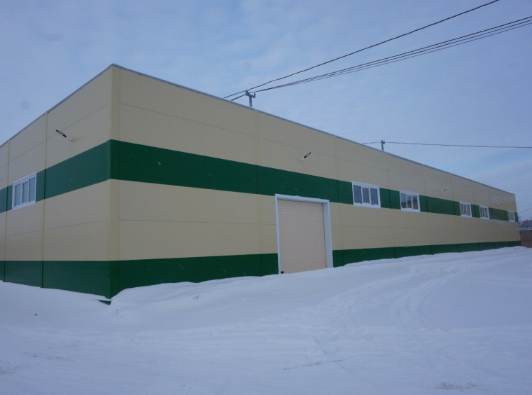 В Омске завершилось строительство склада для металлоизделий на Левобережье