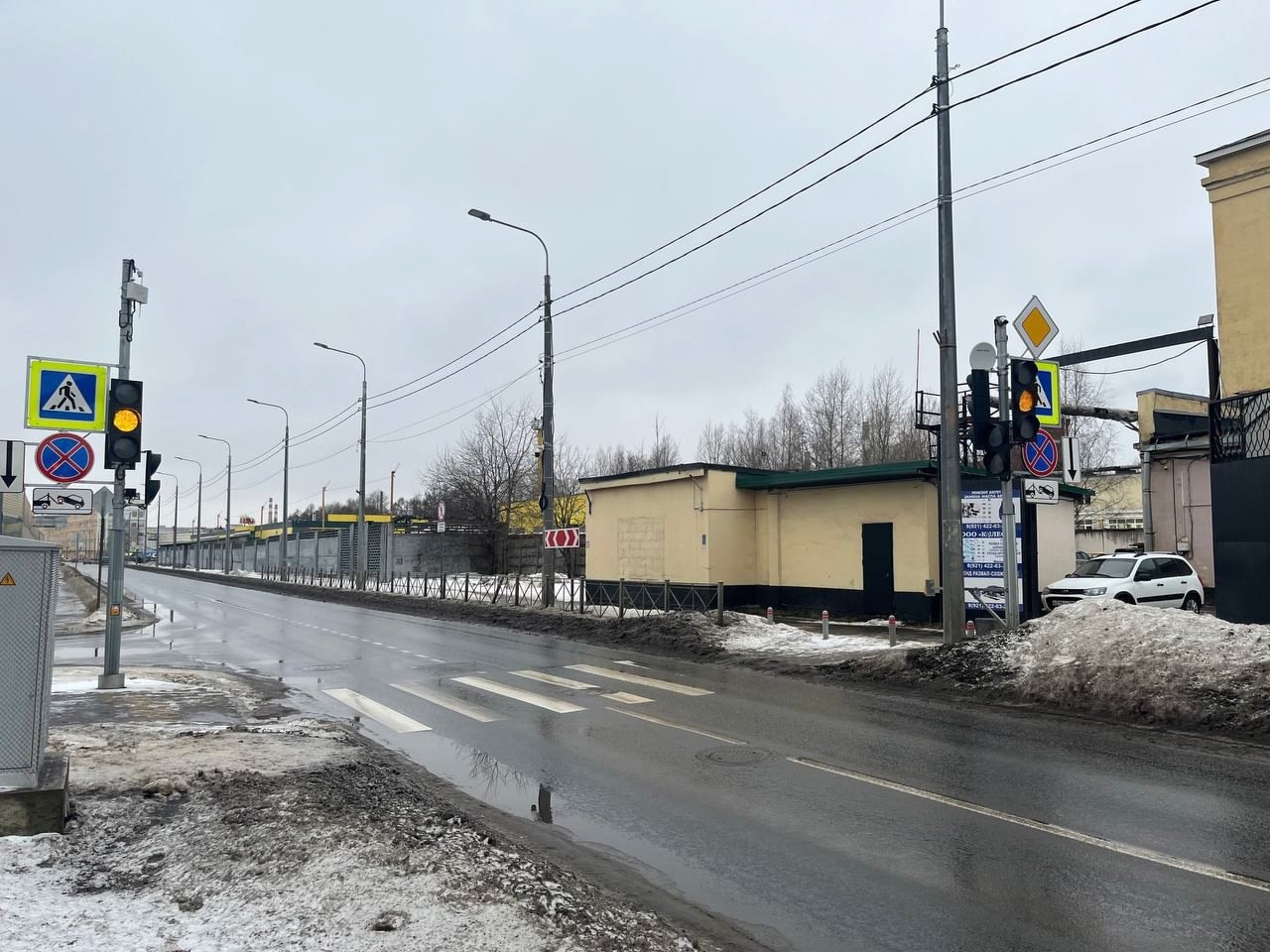 В Колпинском районе Санкт-Петербурга установили новый светофор