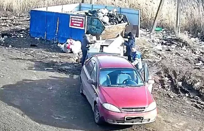 За состоянием контейнерных площадок в Астрахани усилили контроль