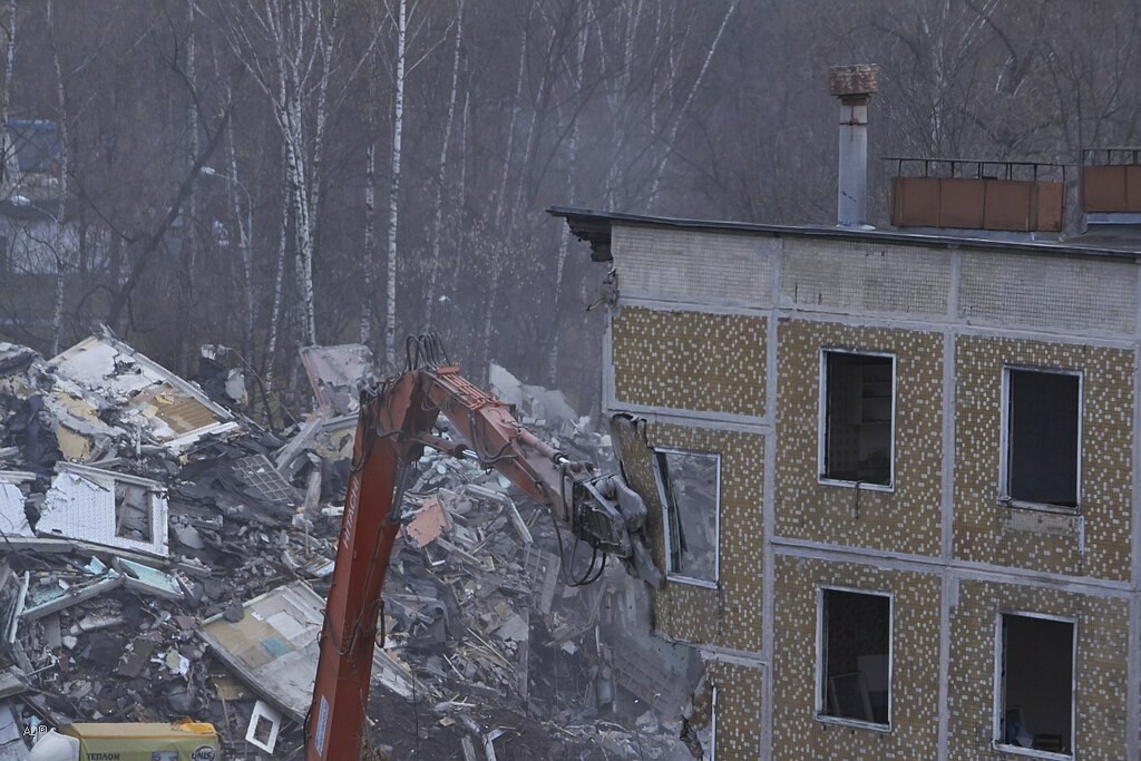 В Хорошево-Мневниках снесут многоэтажный гараж-долгострой