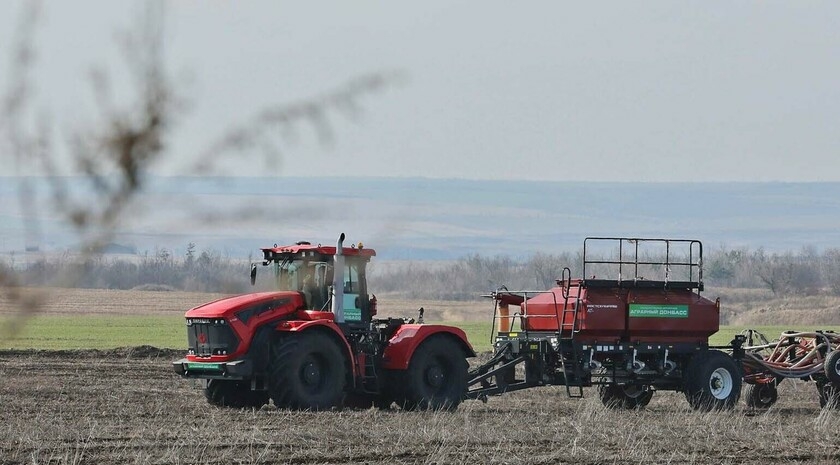 Число поставщиков сельхозтехники в ЛНР выросло в разы