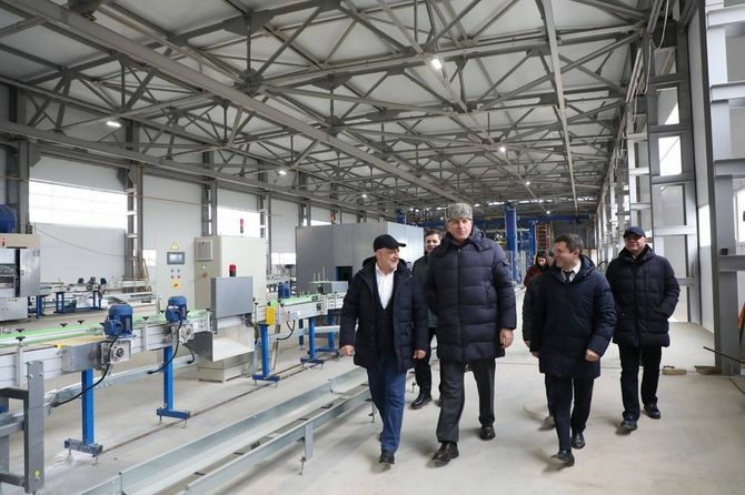 В Дагестане открывается новое стекольное производство