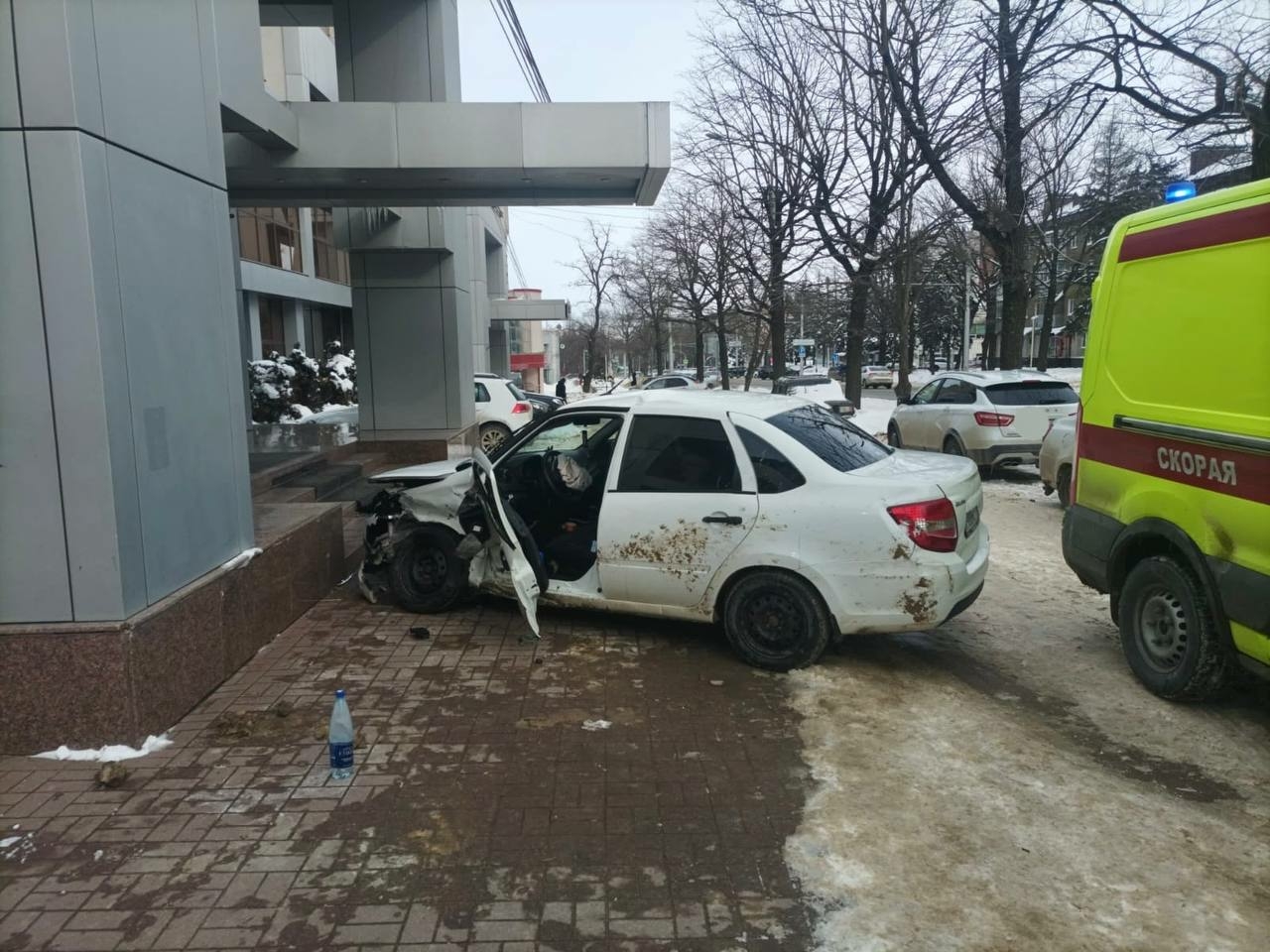 В Ставрополе в ДТП с Lada и Audi пострадали три человека