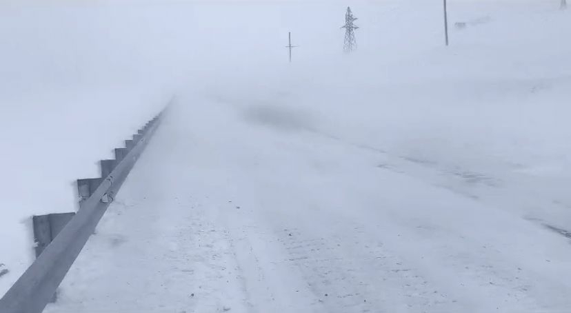 Из-за снегопадов в Дагестане закрыты дороги и перевалы