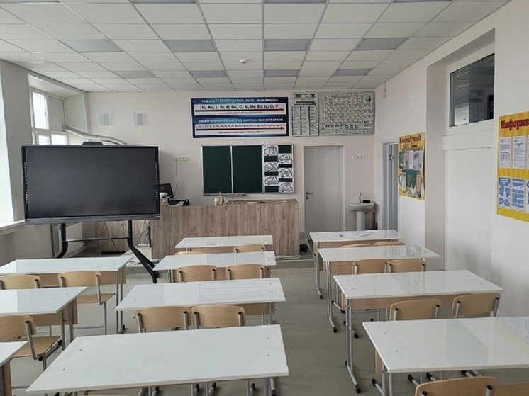 В Суровикино завершили капремонт школы на полгода раньше срока