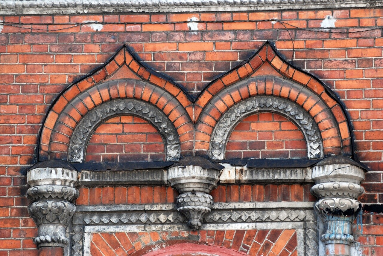 В Ярославле «ушли с молотка» два дома за 152 млн рублей