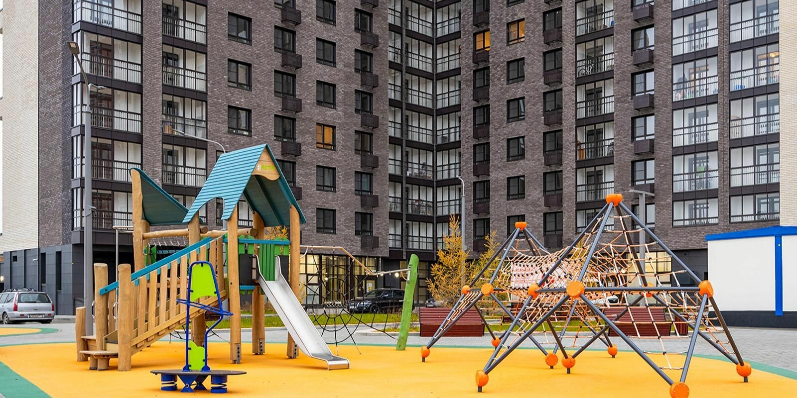 Более 500 москвичей переедут в новые квартиры на Криворожской улице