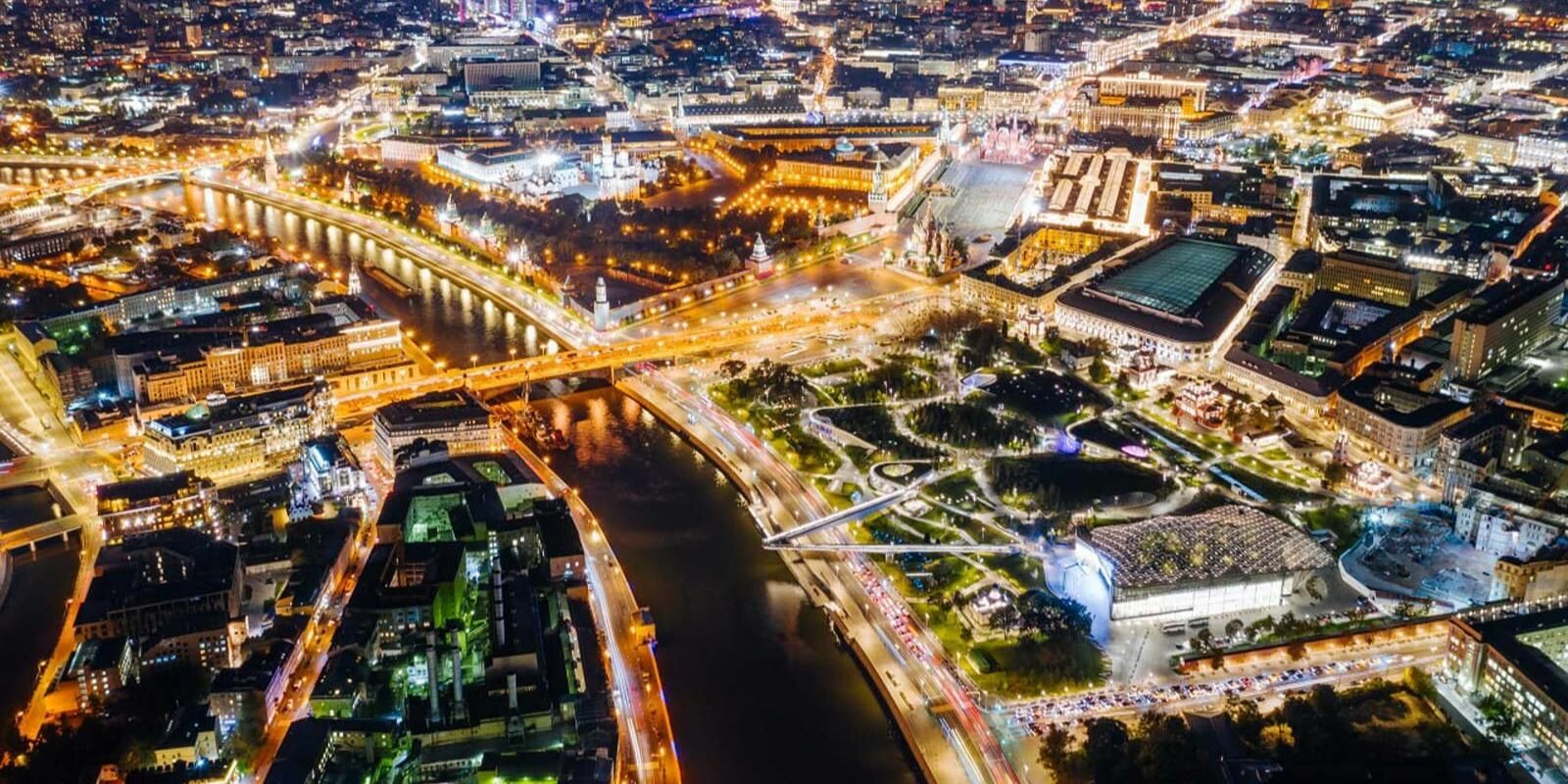 До конца года в Москве установят более 80 тысяч «умных» фонарей