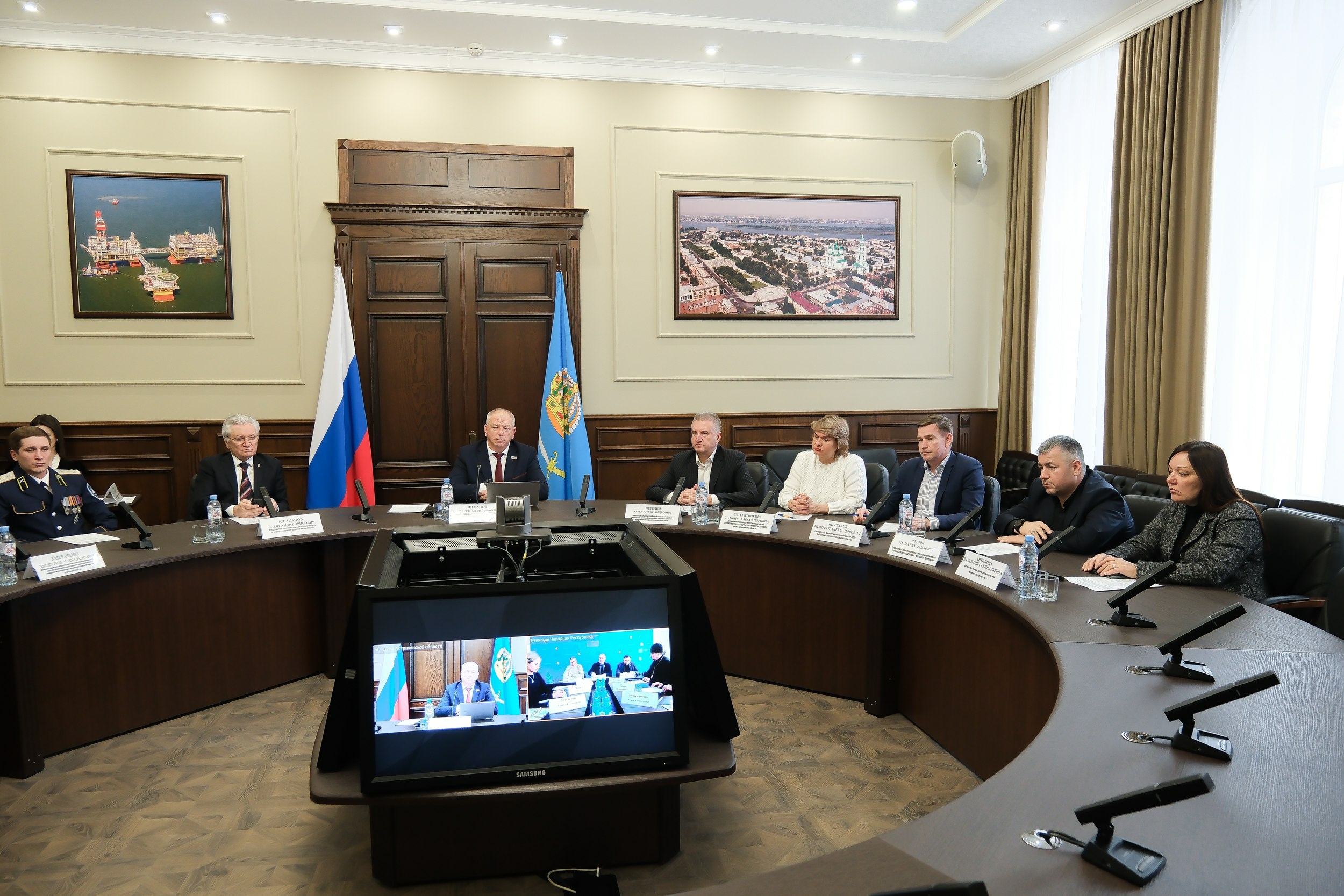 Астраханские и луганские парламентарии обсудили вопросы реализации национальной политики